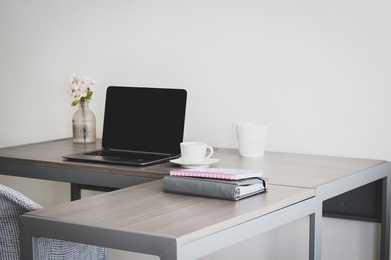 FX在宅ワークを併用するメリットとデメリットは？